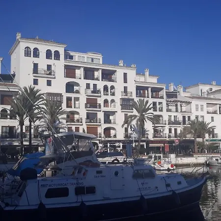 Duquesa Seafront Marina